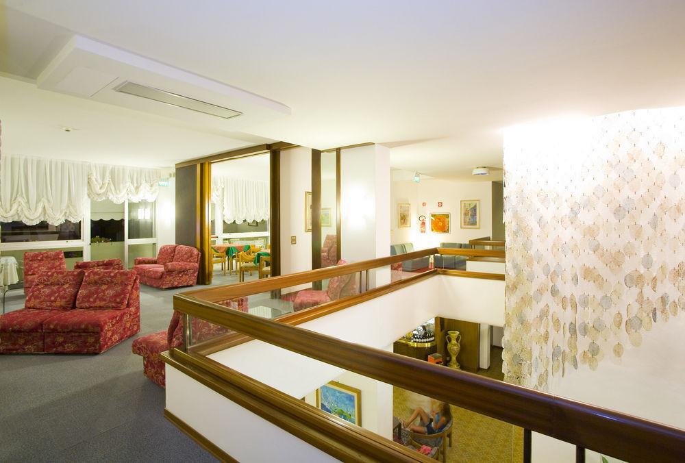 Hotel Metropol Caorle Exterior foto